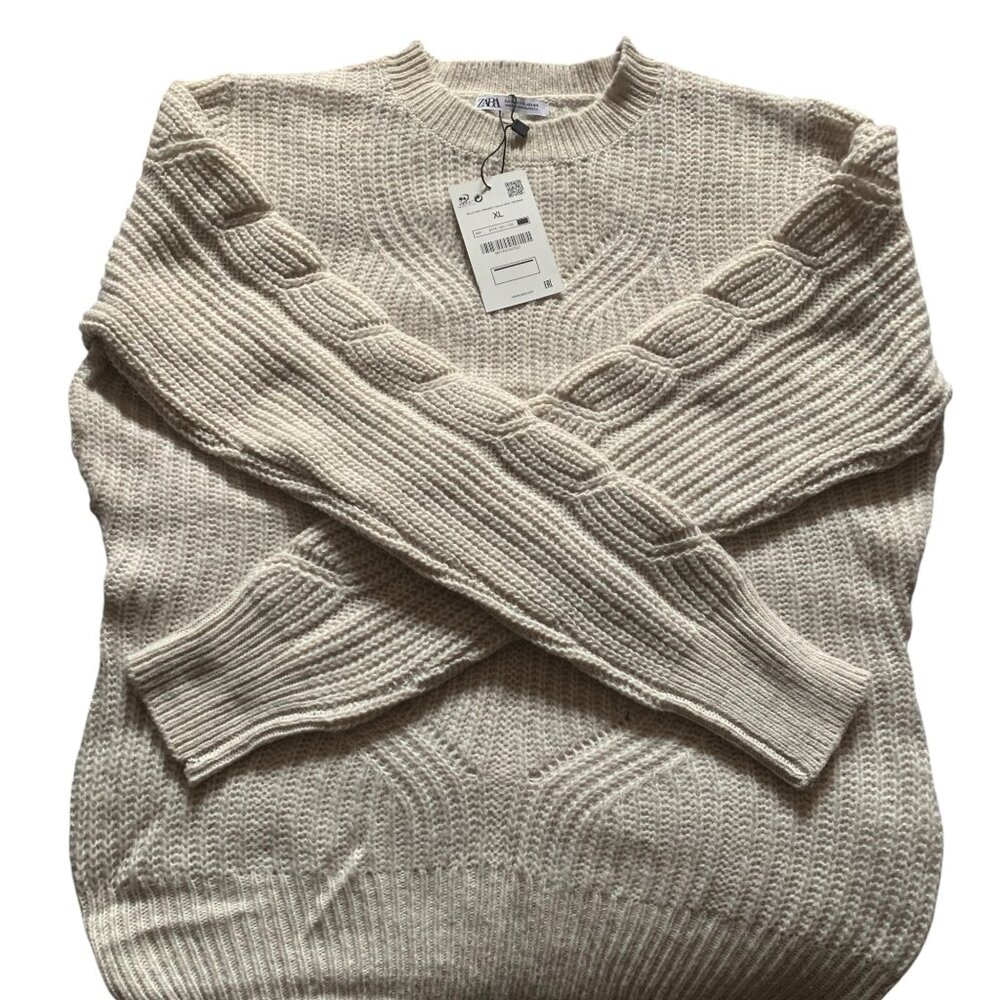 ZARA SOFT CABLE KNIT JUMPER